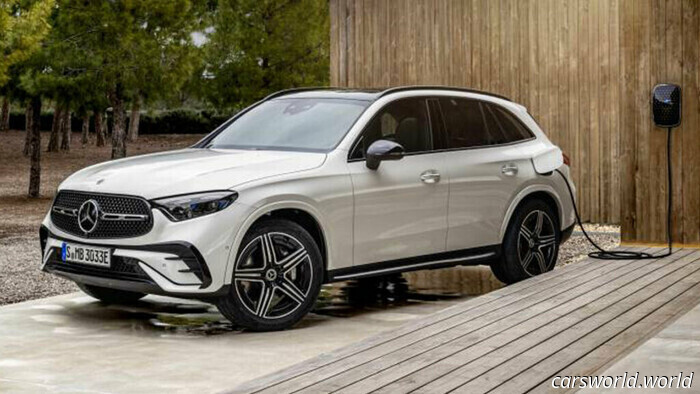 ¿Pensabas Que Mercedes Había Terminado Con La Gasolina? Ni Siquiera Cerca | Carscoops